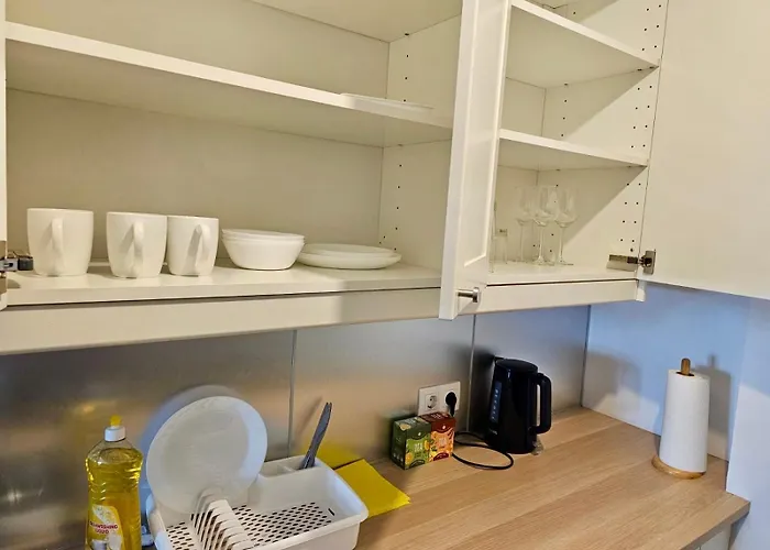 Apartment Spacious 1br With Balcony Above Citygate Shopping Complex With Metro Access Vienna